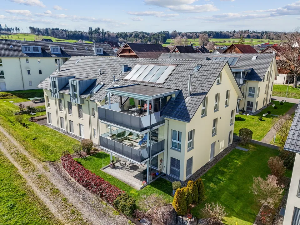 Helle 4.5-Zimmer-Maisonette-Wohnung mit grosszügigem Balkon
