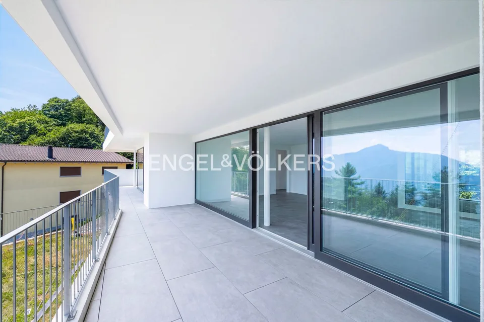 Modernes Apartment mit bezauberndem Seeblick in Carona