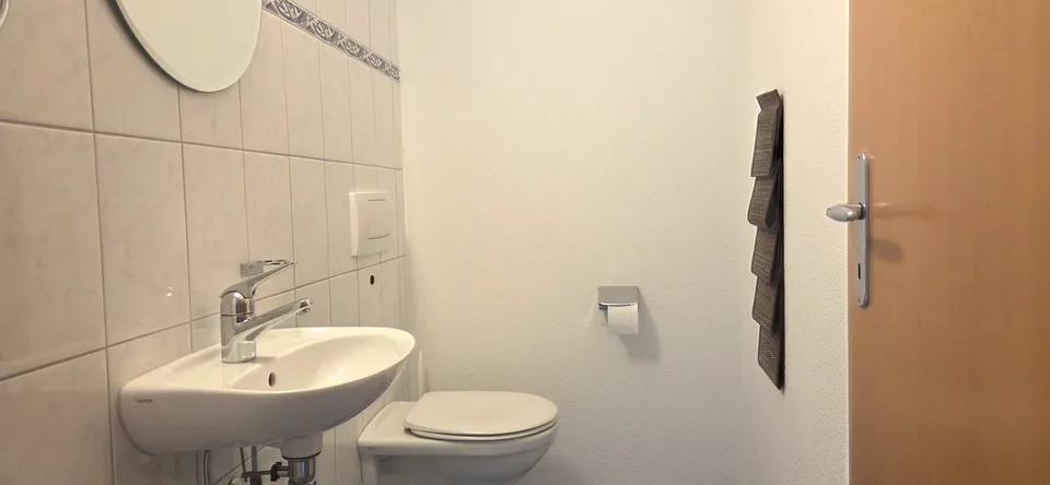 Gepflegte 5.5-Zimmer-Wohnung mit Balkon und schöner Aussicht in Zurzach-Böbikon