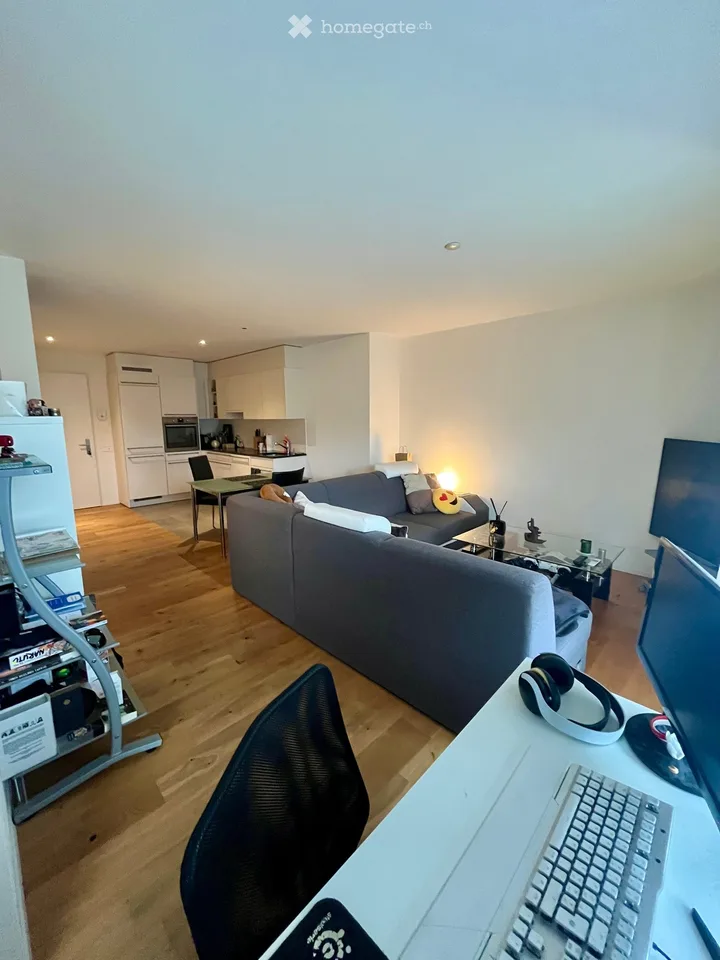 Appartement moderne 2 pièces avec balcon à Winkel