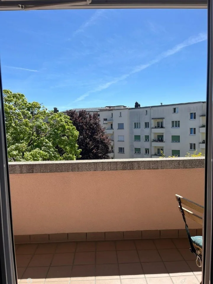 Appartamento affascinante di 2 camere al 4° piano a Biel/Bienne