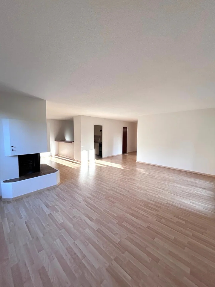 Appartamento 4.5 locali con posto giardino a Rüschlikon disponibile