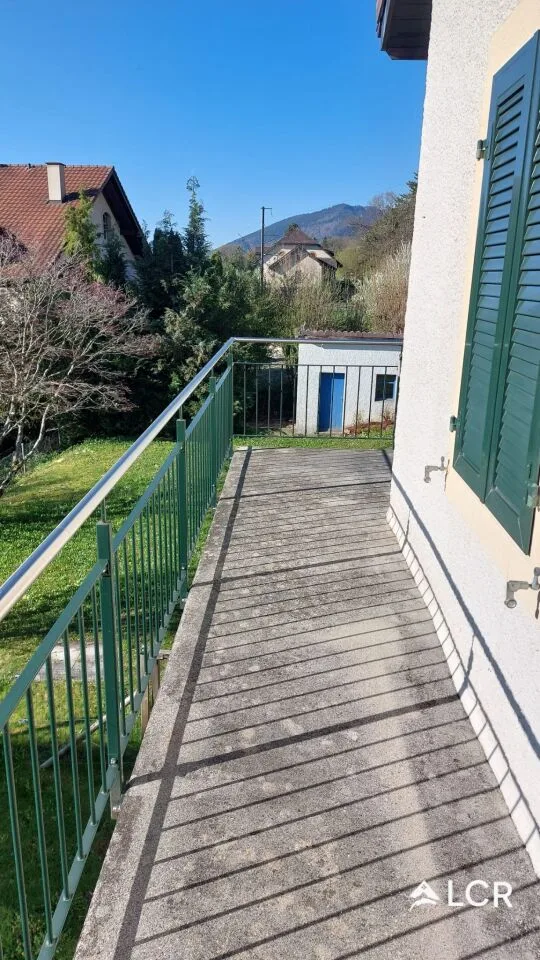 Schönes Apartment mit 4.5 Zimmern in Montézillon