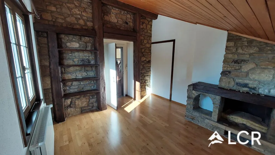Schönes Apartment mit 4.5 Zimmern in Montézillon