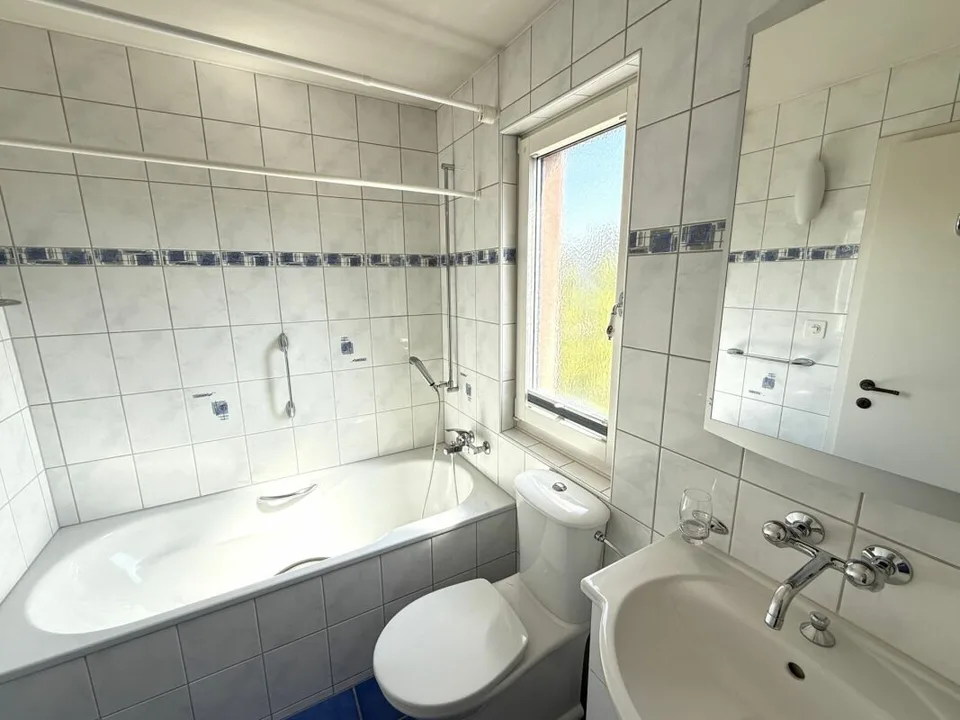 Eigenes Haus statt Wohnung - Eckhaus mit Garten in Reinach – Foto 12 von 21