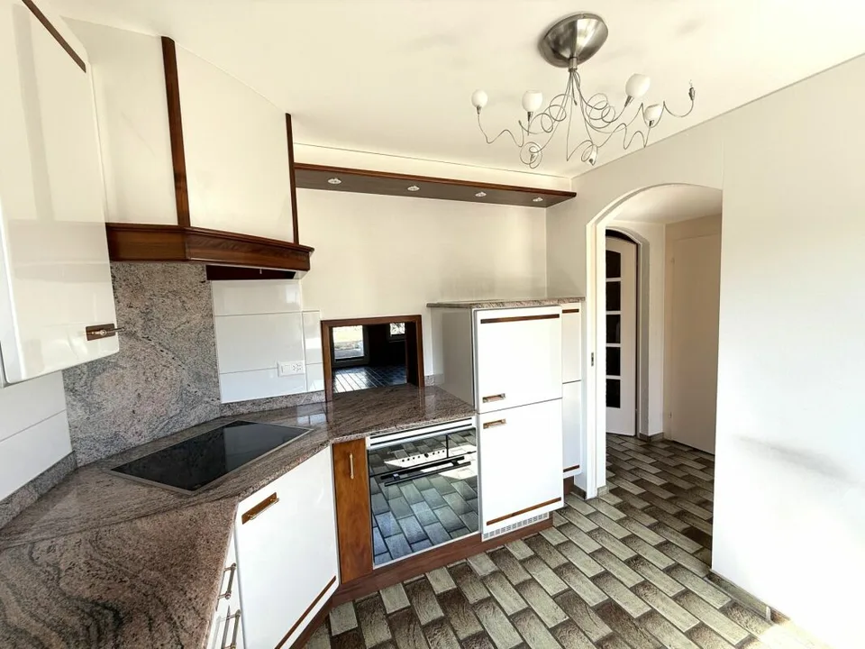Eigenes Haus statt Wohnung - Eckhaus mit Garten in Reinach – Foto 3 von 21