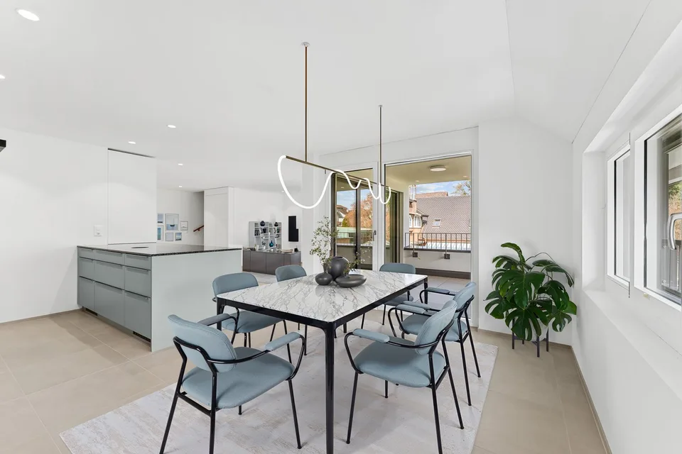 La "Casa nella Casa": appartamento 4,5 locali con loggia e studio aggiuntivo! A-1.1