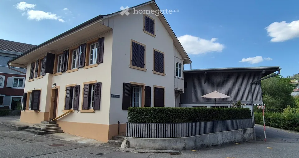 Charmantes 3 - Familienhaus an ruhiger Lage, mitten in Sissach zu verkaufen