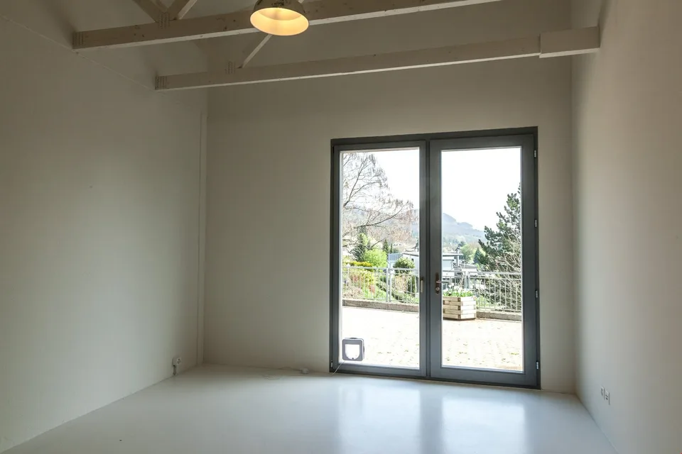 2-1/2-Zimmer-Wohnung mit grossem Sitzplatz inklusiv Parkplatz