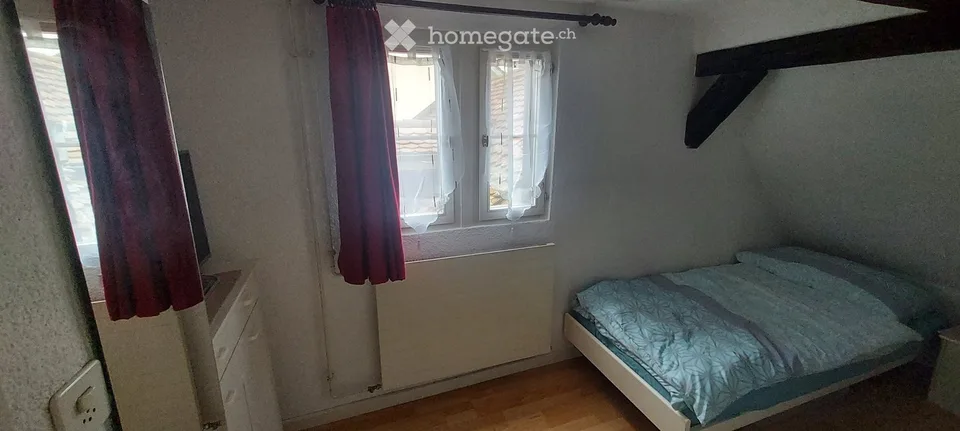 WG-Zimmer möbliert
