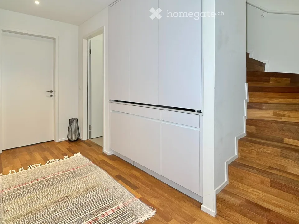 Befristet, möbliert: Moderne Maisonette mit Dachgarten – Foto 8 von 12