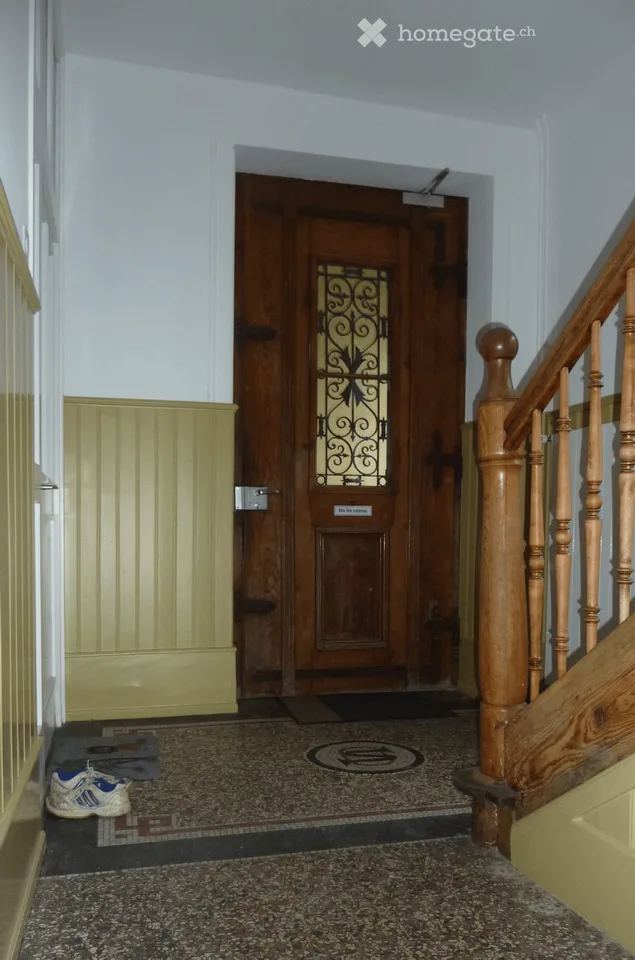 Spacious old town apartment with modern comfort in a historic ambiance
