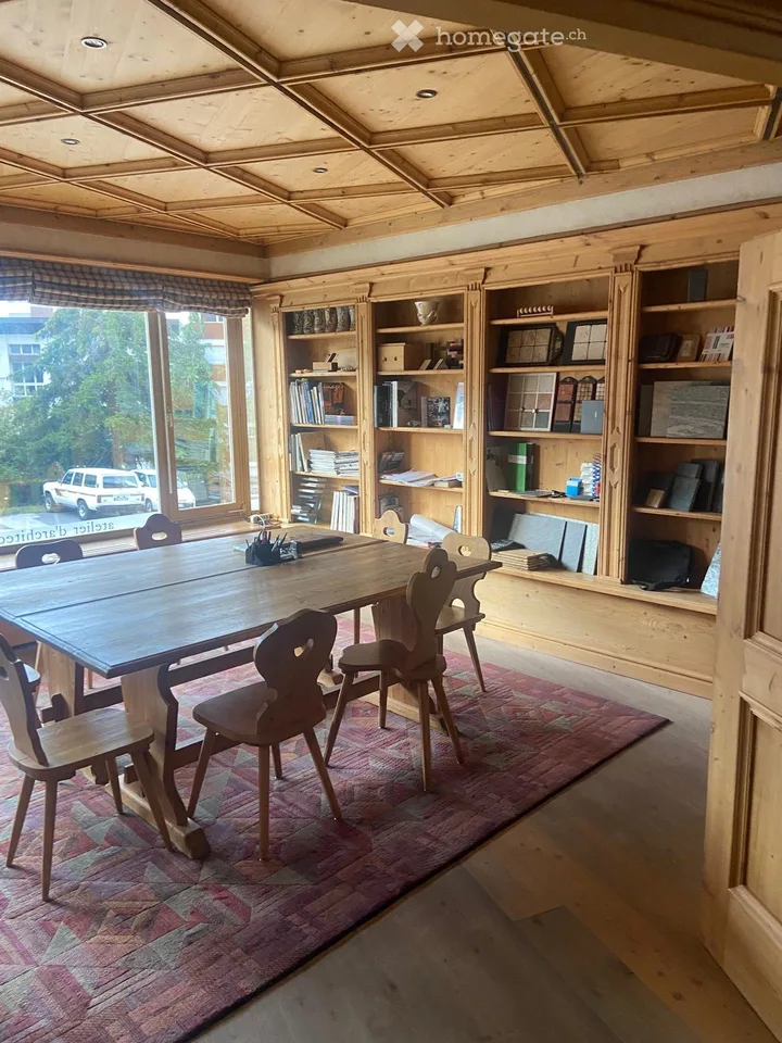 Bureaux lumineux de 160 m² à Crans-Montana – Accessibles et bien situés
