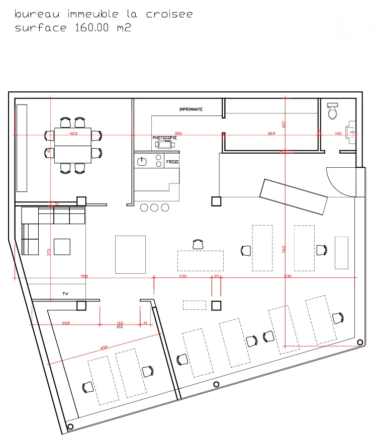 Uffici luminosi di 160 m² a Crans-Montana – Accessibili e ben situati