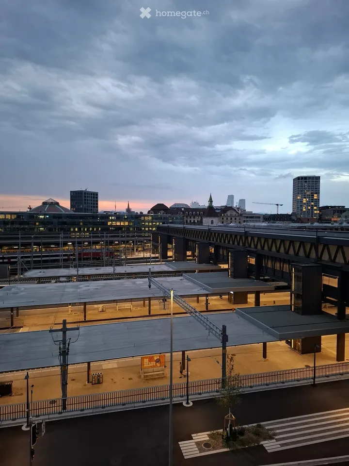2.5 Zimmer Neubauwohnung beim Bahnhof SBB mit tollem Stadtausblick