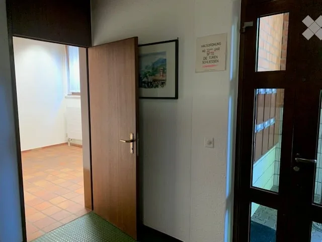Single office (therapy room/practice or quiet business) in district 7, Zürichberg/ Kirche Fluntern
