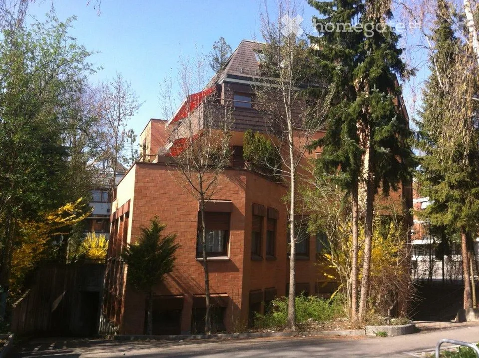 Einzelbüro (Therapieraum/ Praxis oder stilles Gewerbe) im Kreis 7, Zürichberg/ Kirche Fluntern