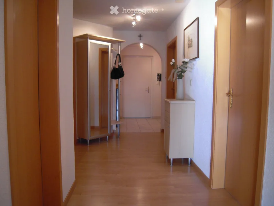 3-sided sunny 5.5 room attic apartment in Zuzwil SG