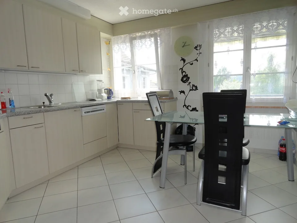 3-sided sunny 5.5 room attic apartment in Zuzwil SG