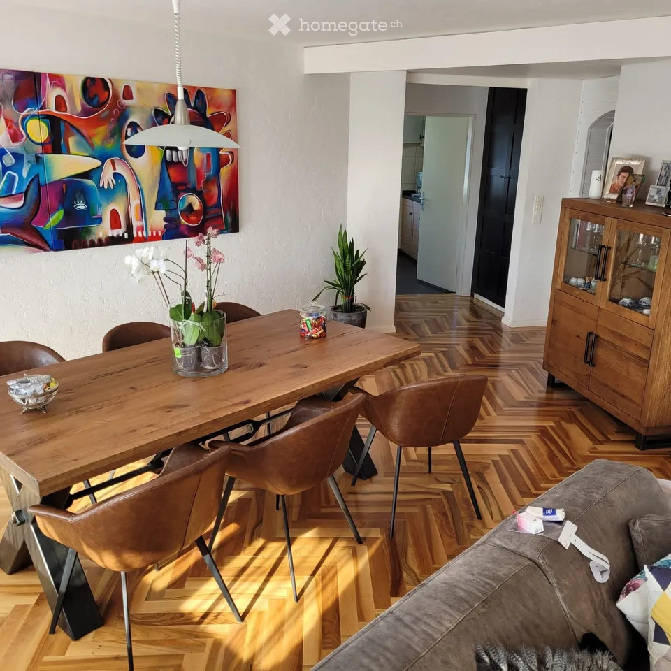 Sonniges Wohnglück in Uster – 3.5 Zimmer, Balkon & Garage