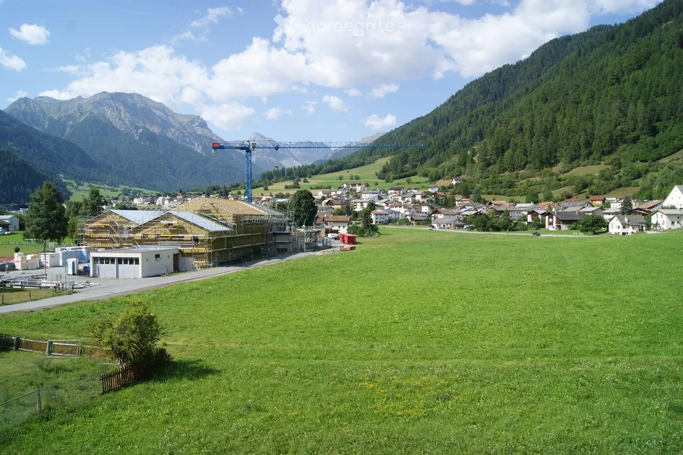 In Müstair in historischem Wohnhaus an ruhiger, sonniger Lage mit Aussicht in die Berge