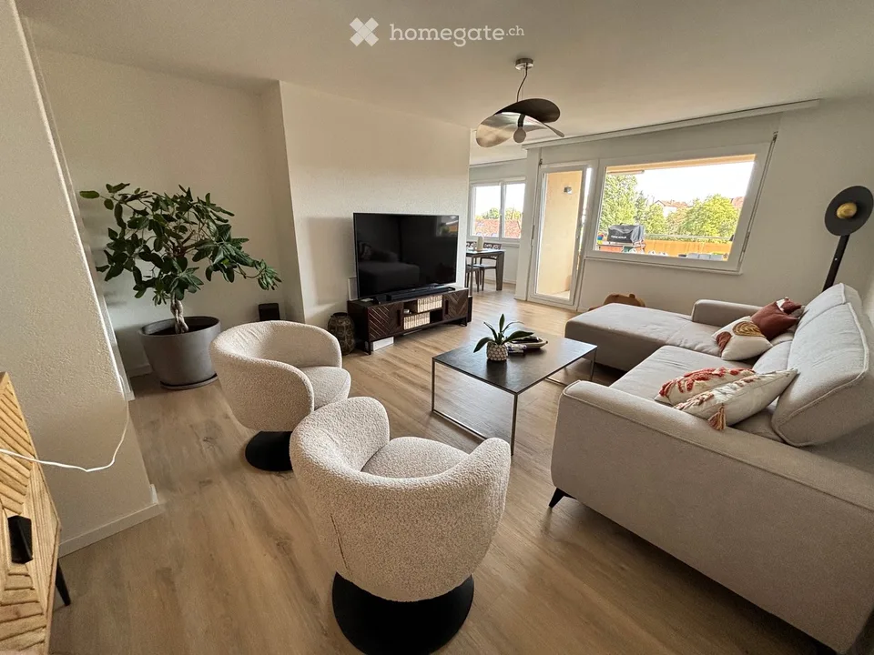 Lease transfer 4.5 rooms on October 15, 2026 in Colombier NE