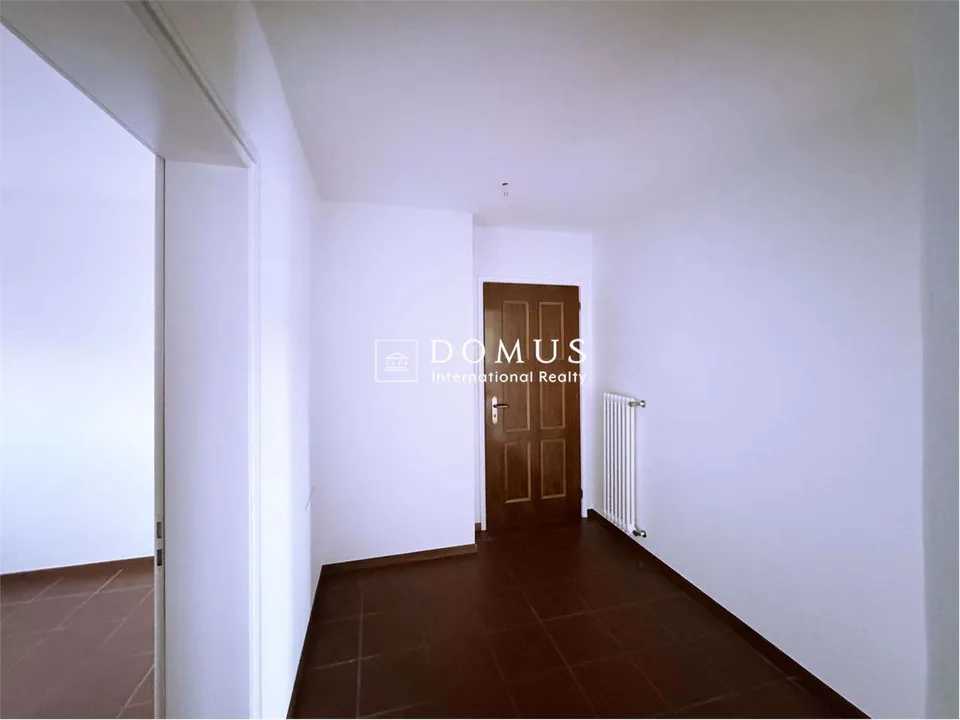 3.5 rooms with garden in small building