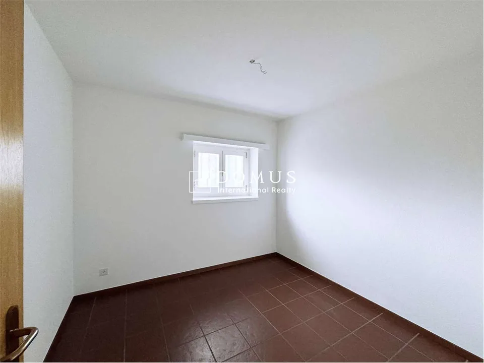3.5 rooms with garden in small building