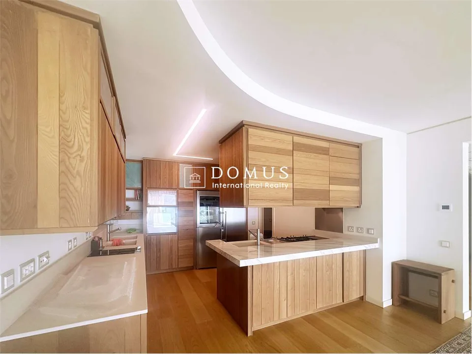 Luxuriöse Wohnung im Herzen von Lugano mit Seeblick – Foto 4 von 13