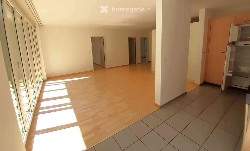 Tenant sought: Bright 4.5-room apartment in Witterswil, 93 m²