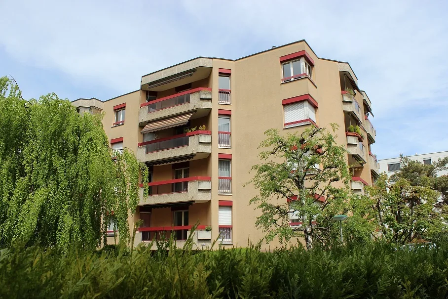 Proche des commerces et du M1