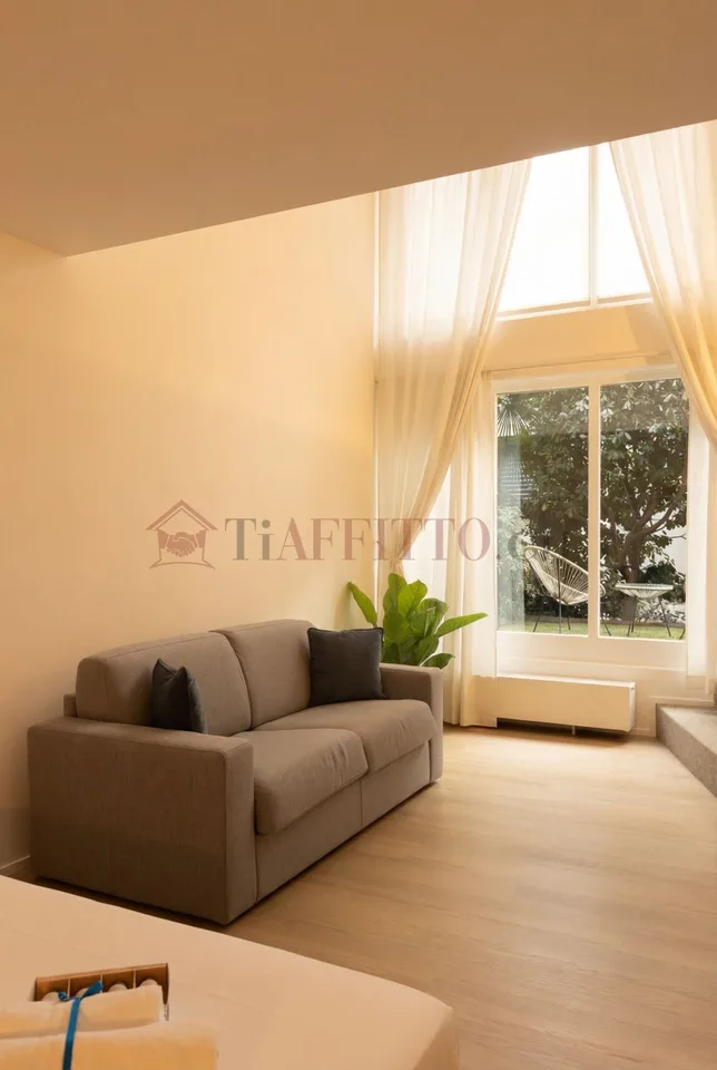 Prächtiges Duplex mit Garten im Herzen von Lugano