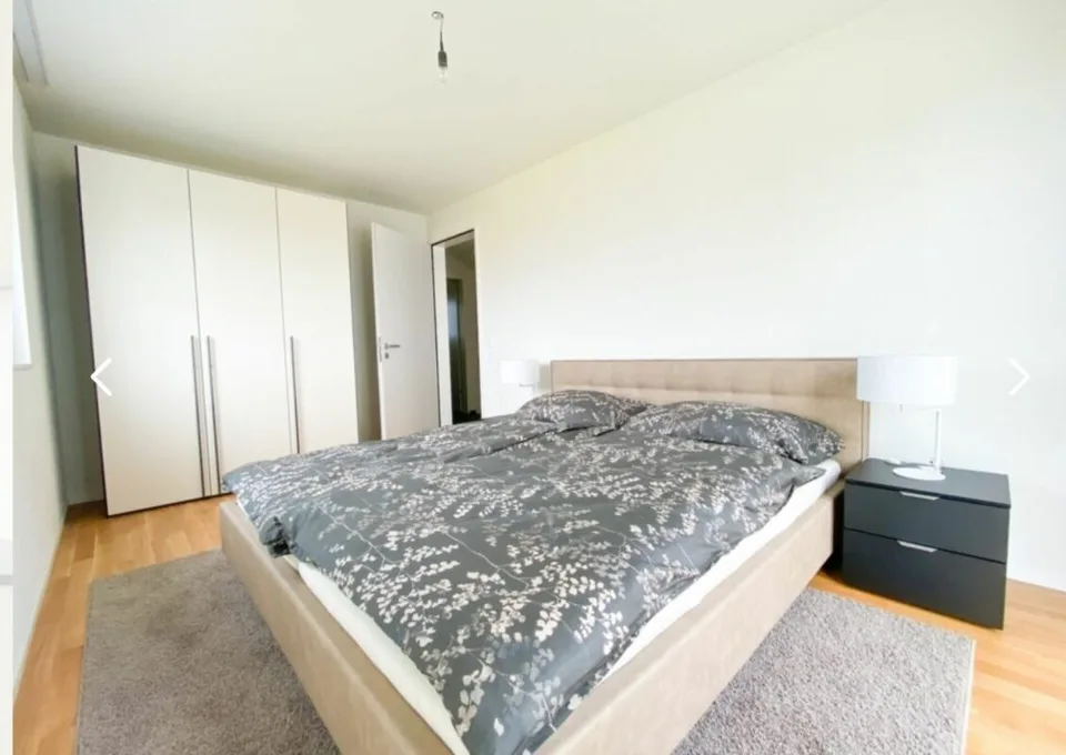 Maison de rang neuve de 6,5 pièces dans un endroit calme