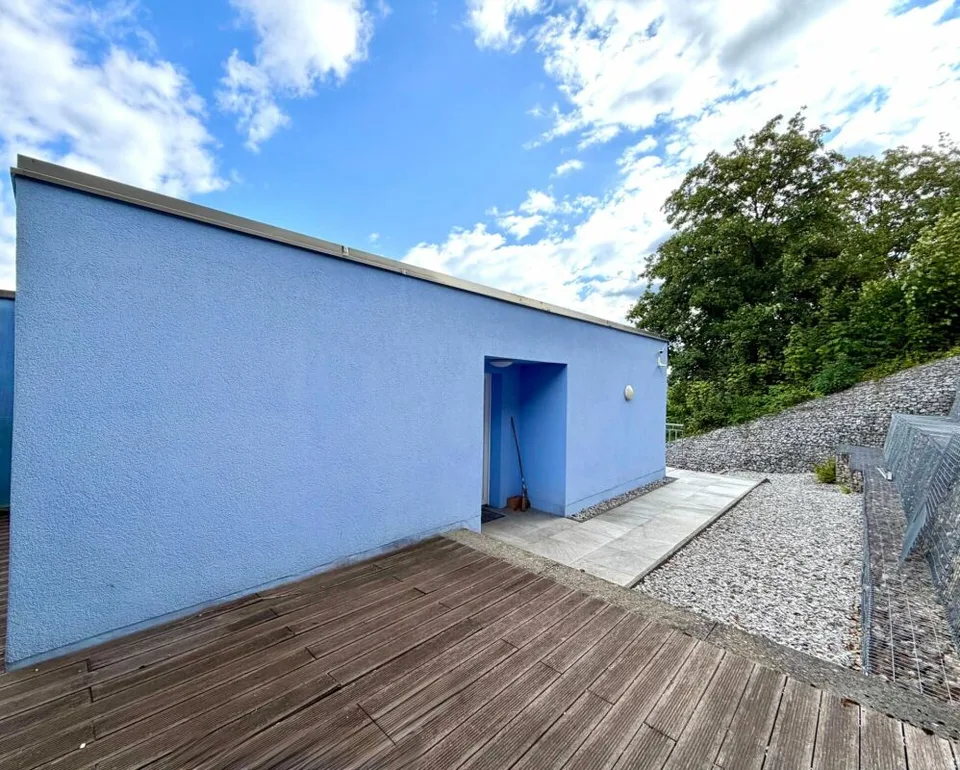 Neuwertige 4.5 Zimmer Attika-Wohnung