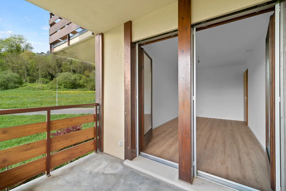 5.5-Zimmer Duplexwohnung mit Galerie  Garage, zwei Parkplätze, Keller