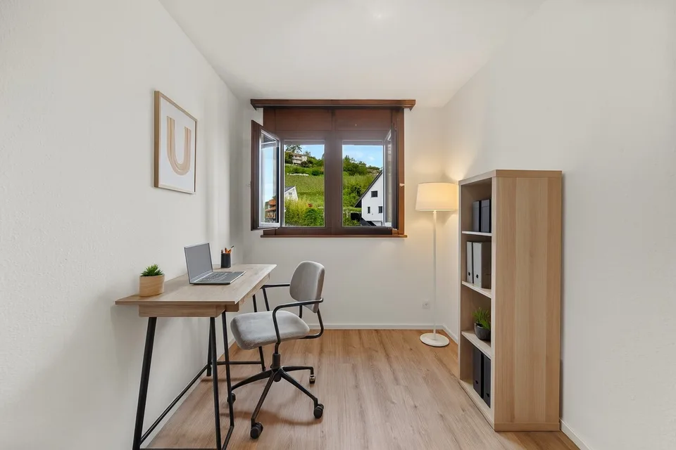 5.5-Zimmer Duplexwohnung mit Galerie  Garage, zwei Parkplätze, Keller