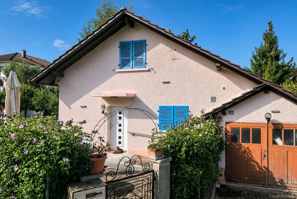 Einfamilienhaus mit Garten
