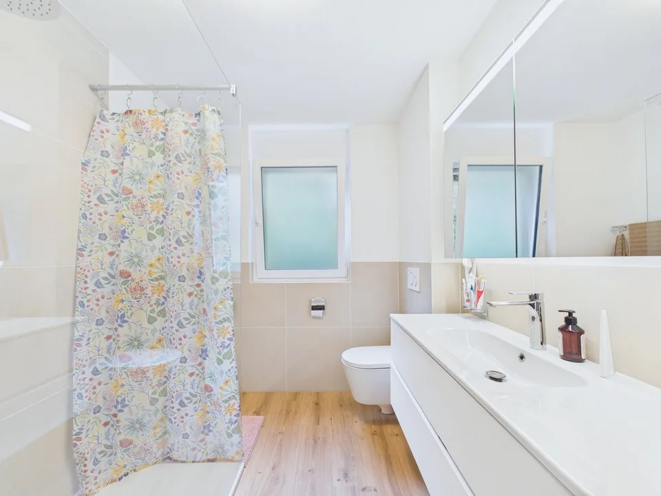 Appartamento mansardato bellissimo a Visp – La tua casa con stile