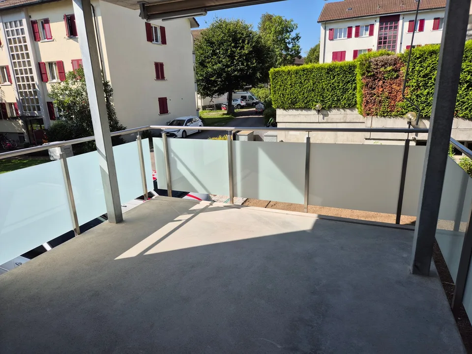Appartement moderne 4.5 pièces avec grand balcon