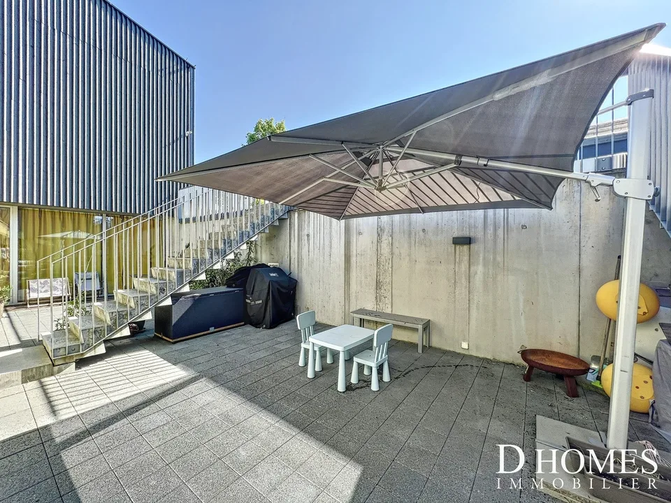 EN EXCLUSIVITÉ I Villa contemporaine en duplex avec vue sur le lac