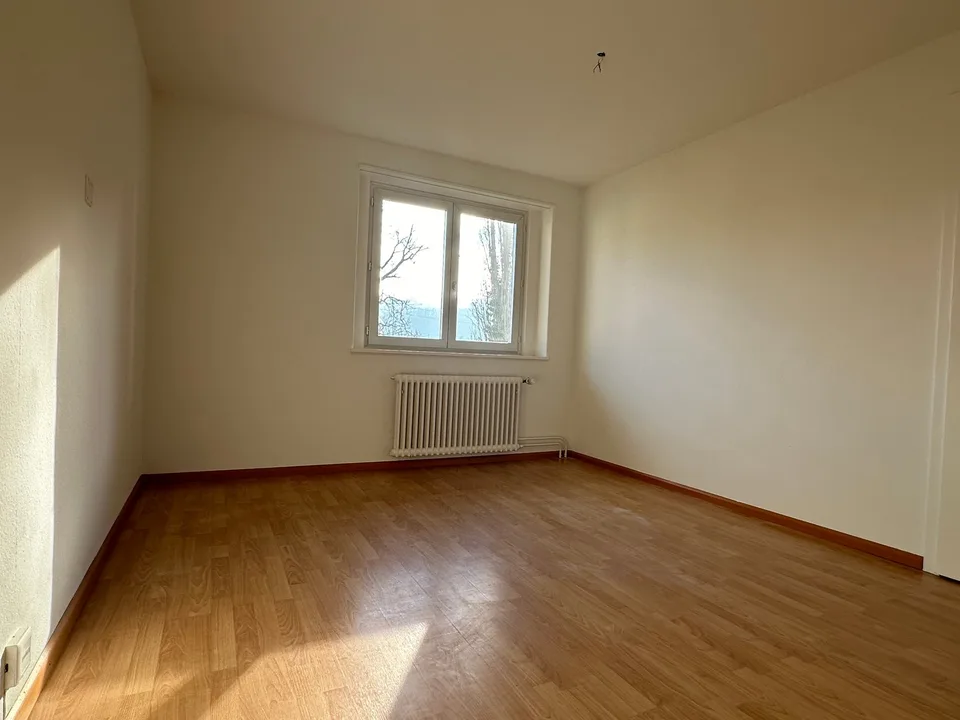 Moderne 3-Zimmer-Genossenschaftswohnung mit Balkon in Pratteln zu vermieten