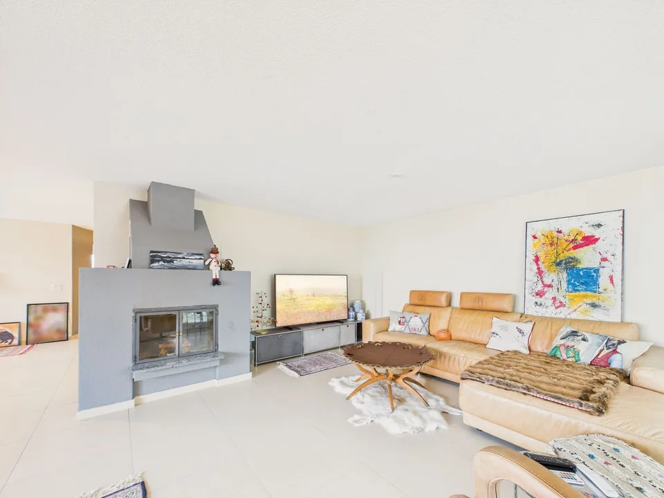 Charmante und grosszügige 4.5 Zimmer Wohnung mit herrlicher Seesicht
