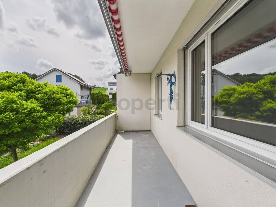 Einmalige Chance mit Seesicht: 4.5-Zimmer-Wohnung mit Potenzial in Nottwil