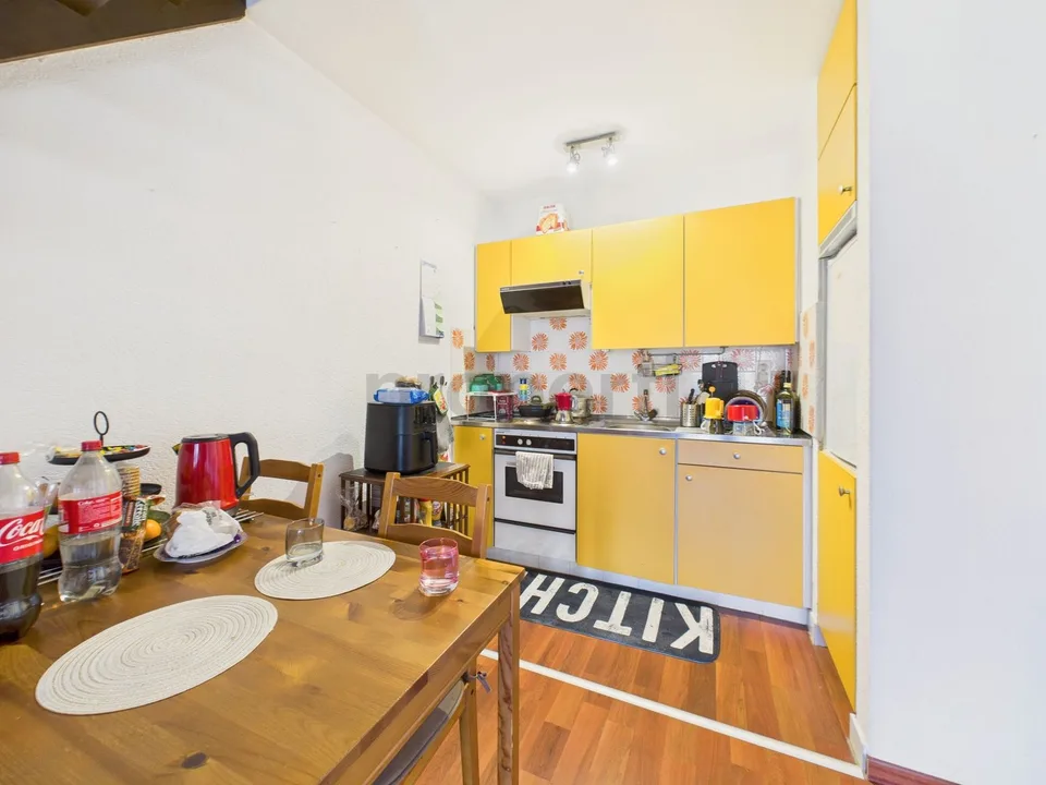 Helles 1.5-Zimmer-Apartment mit Balkon in Melano