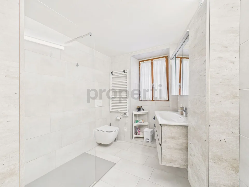 Maison indépendante élégante 3 pièces avec balcon, Breggia