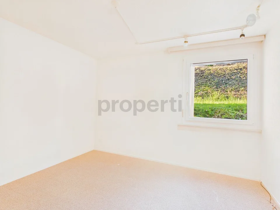 Attractive 5.5-room apartment in Buchrain - family-friendly & central