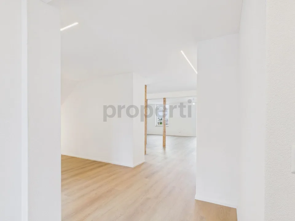 Modern 4.5-room maisonette with balcony, Rheineck