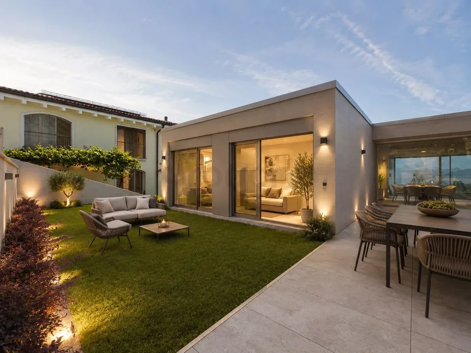 Luxus und Eleganz: exklusives 4.5-Zimmer-Penthouse mit Pool in Brione sopra Minusio