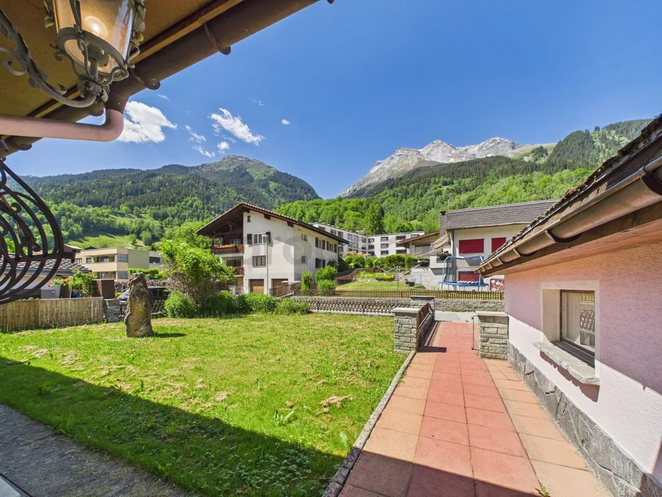 Mehrfamilienhaus an familienfreundlicher Lage
