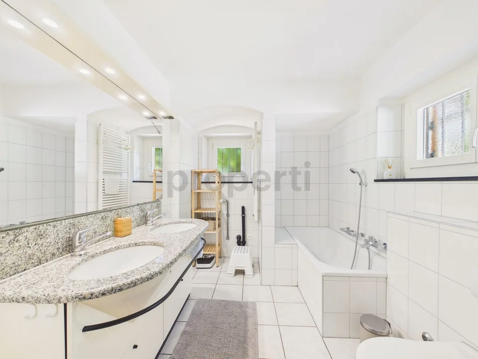 Exclusive Villa with Pool in Lucerne